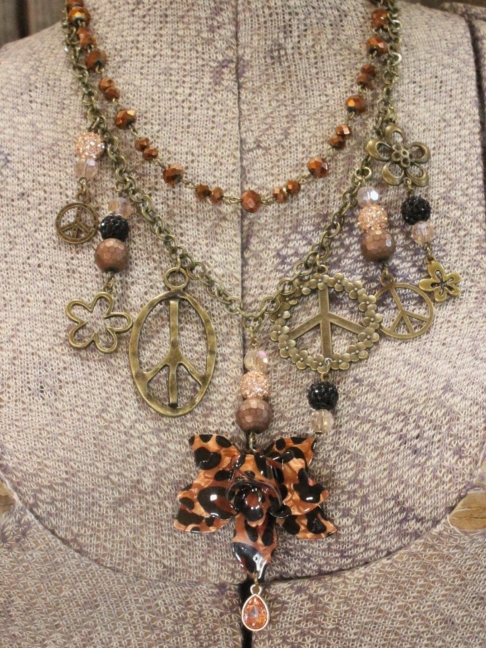 🎉 BOHO Peace & Flowers Leopard Layered Necklace